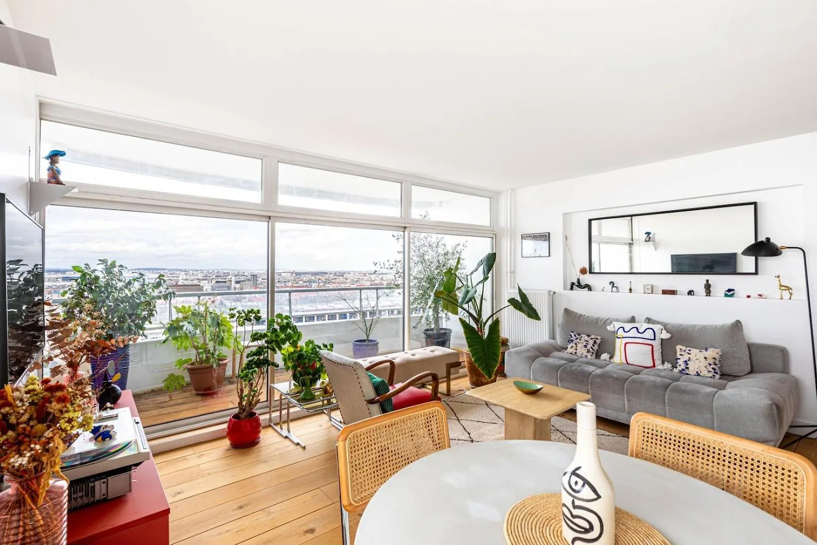 Appartement Guestready - High-Rise Haven With Attractive Views à Paris